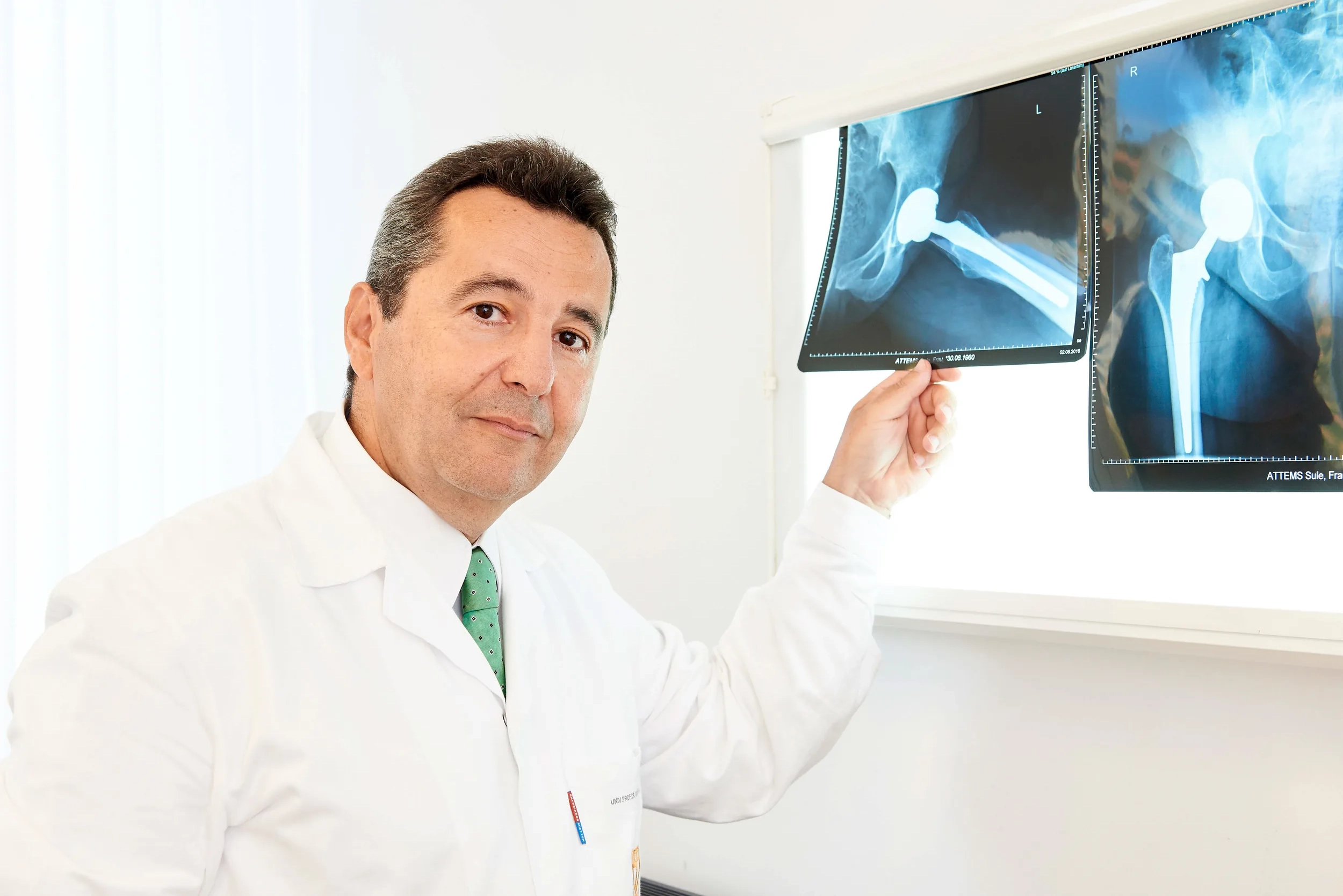 Röntgenaufnahme einer Hüftendoprothese